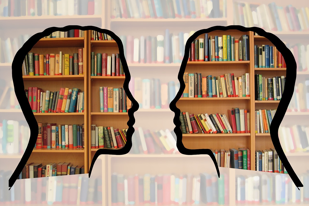 silhouette, head, bookshelf-1632912.jpg